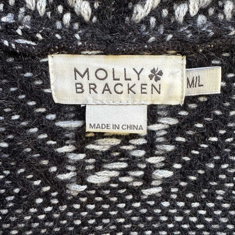 Women’s Sweater Poncho